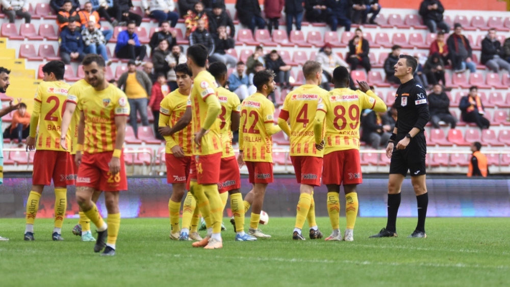 Kayserispor’da gündem transfer yasağı